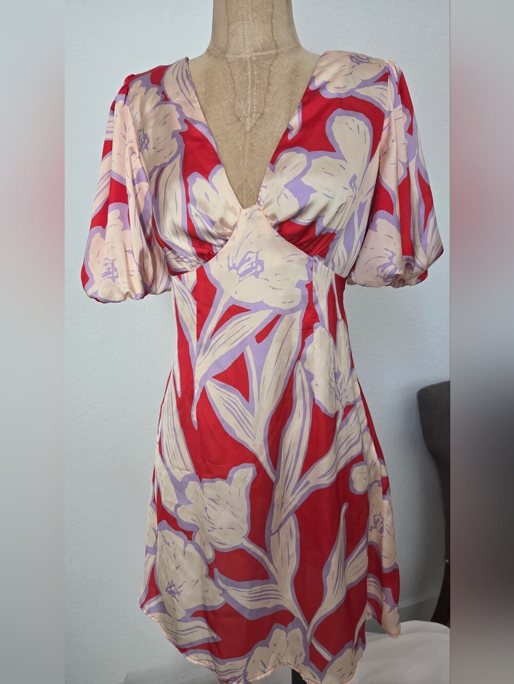 Topshop Red Floral V-Neck Puff Sleeve Mini Dress